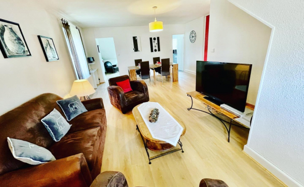 89C38650-E72F-4C71-8926-C8A9F2C2F104