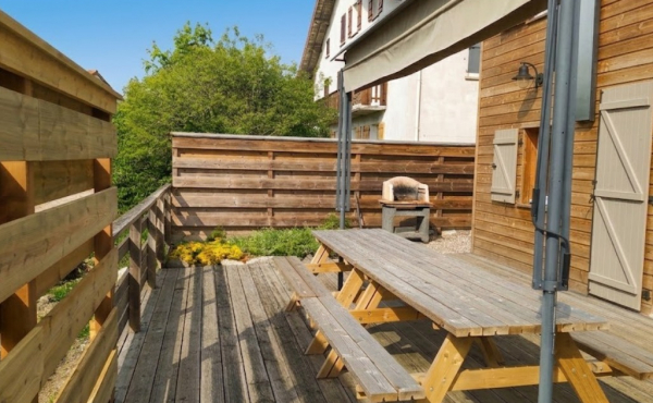 Terrasse et barbecue