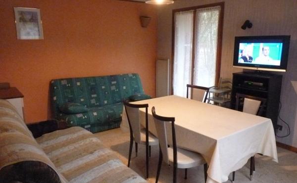 98a6c6e7-6a56-4fbc-95e7-8d453ab5f8b2.f10