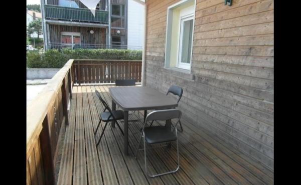 gc033-terrasse-195002