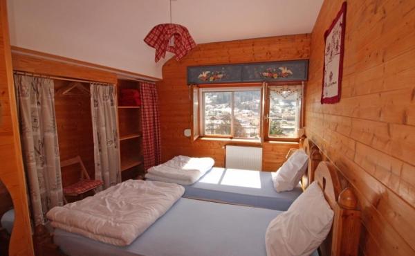 265684-10_H88G001535_5c936bee82e05