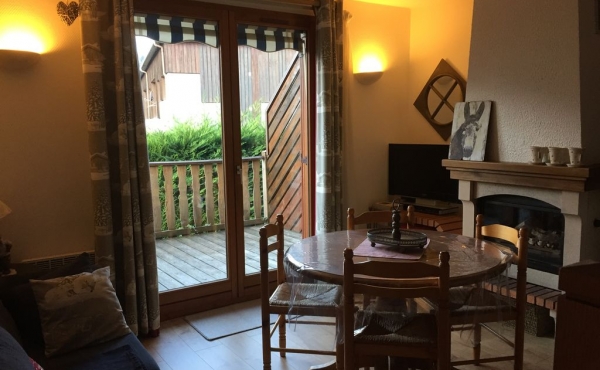 5a1710ad-c288-4d96-ab1a-cac62767c469.f10